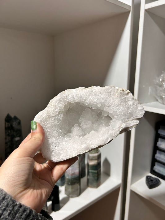 Clear Quartz Geode XL